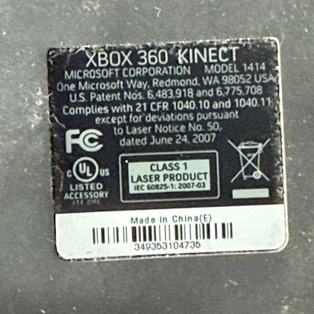 Microsoft Xbox 360 Kinect Sensor Model 1414 Motion Camera with Original‎ Box